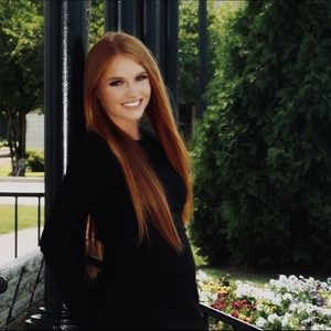 Meet your Posher, Danielle